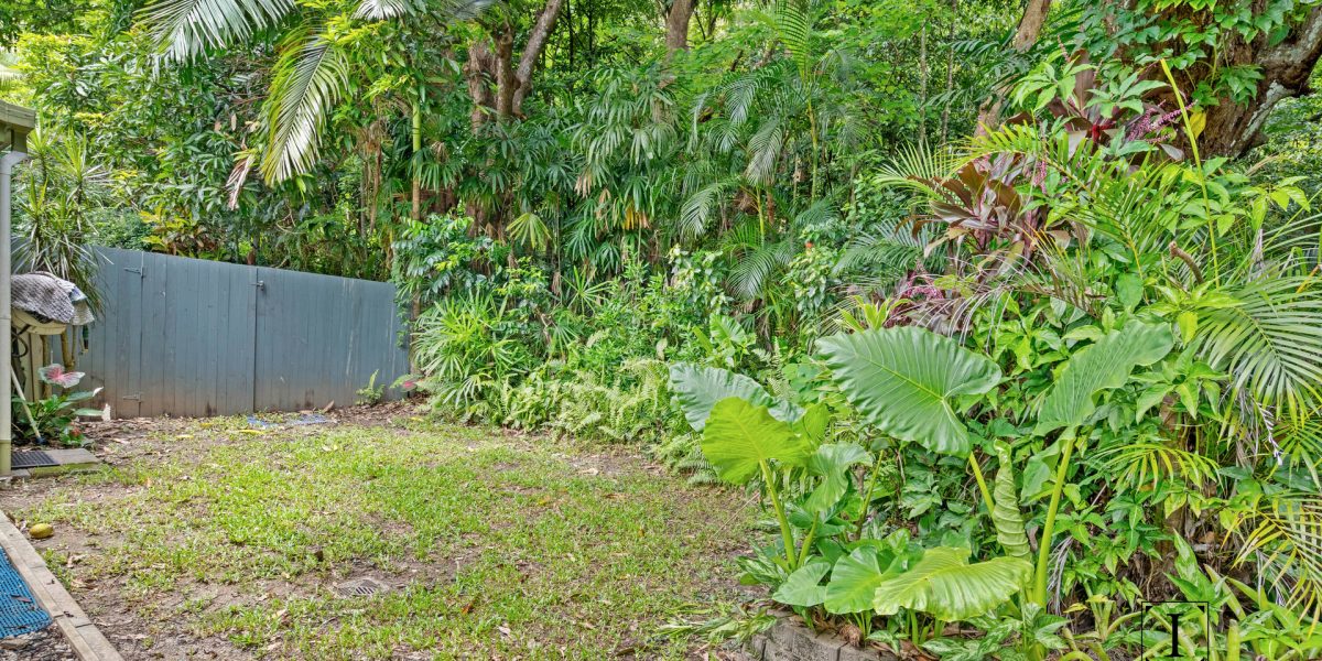 20 Avon Street, Stratford, QLD 4870 AUS