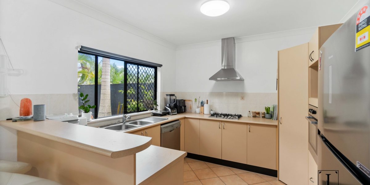 4 Howie Close, Kewarra Beach, QLD 4879 AUS