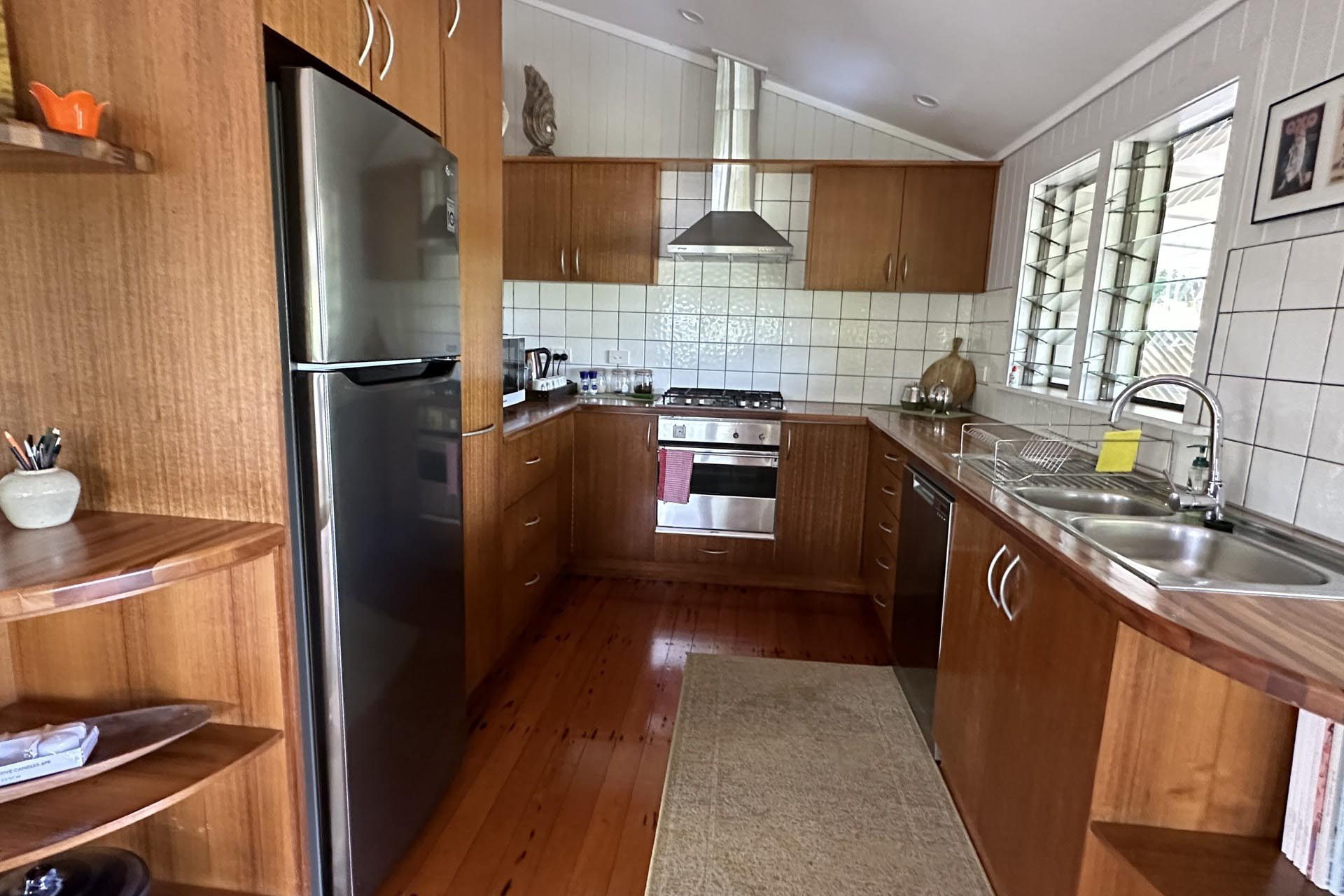 5 Forest Avenue, Edge Hill, QLD 4870 AUS