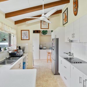 6 Marian Close, Smithfield, QLD 4878 AUS