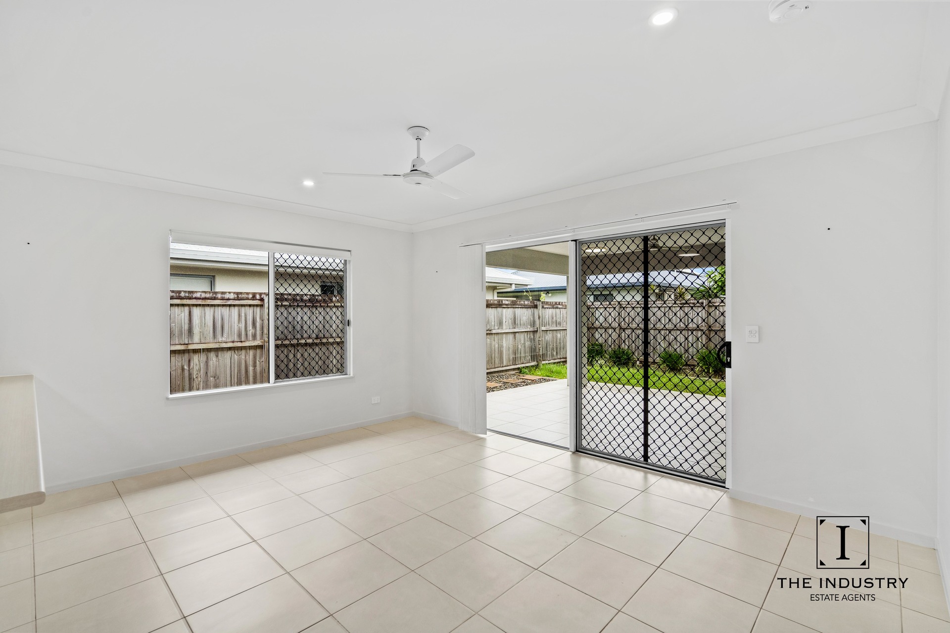 14 Gilberton Gate, Smithfield, QLD 4878 AUS