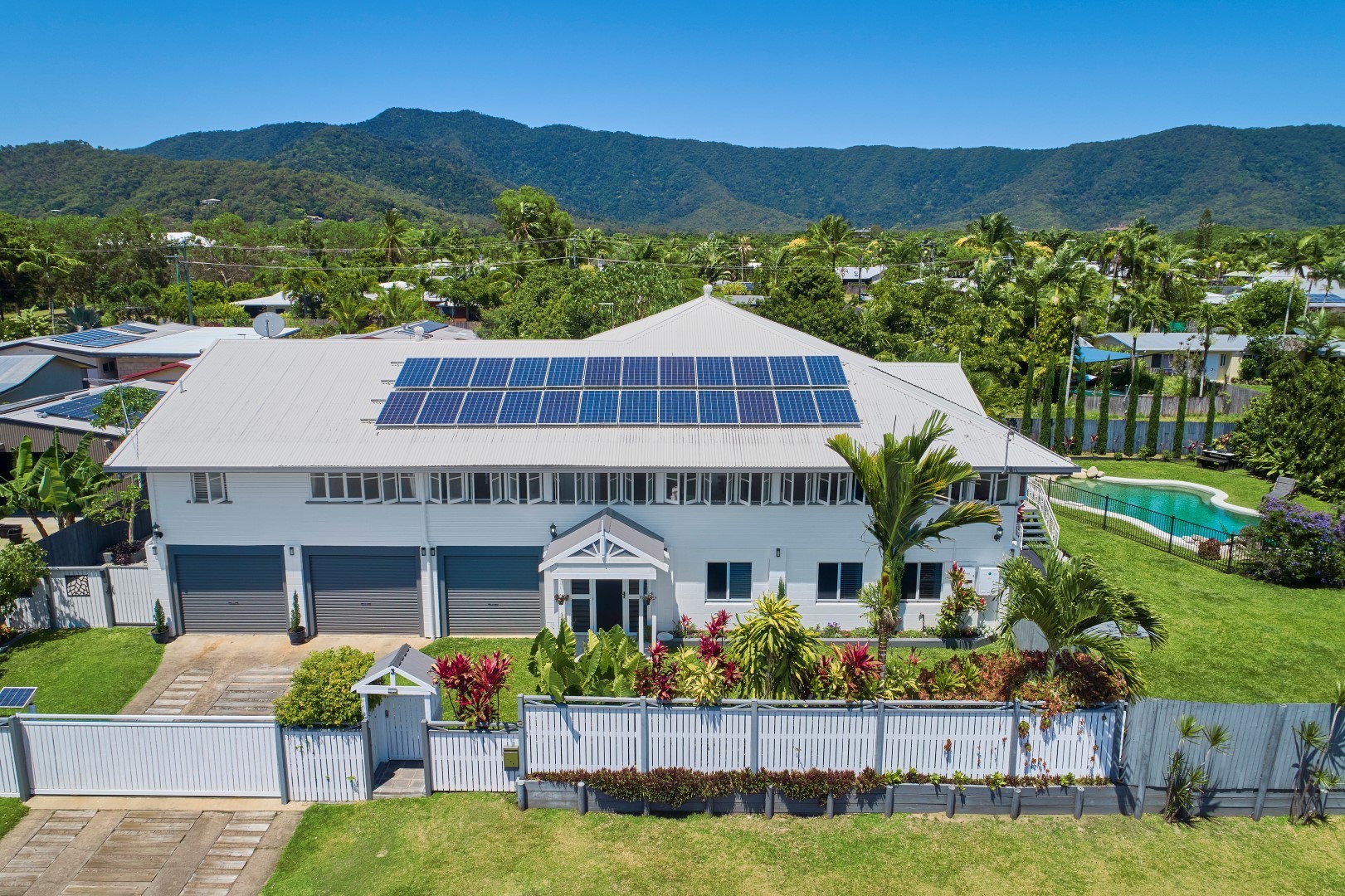 3 Mahab Street, Kewarra Beach, QLD 4879 AUS