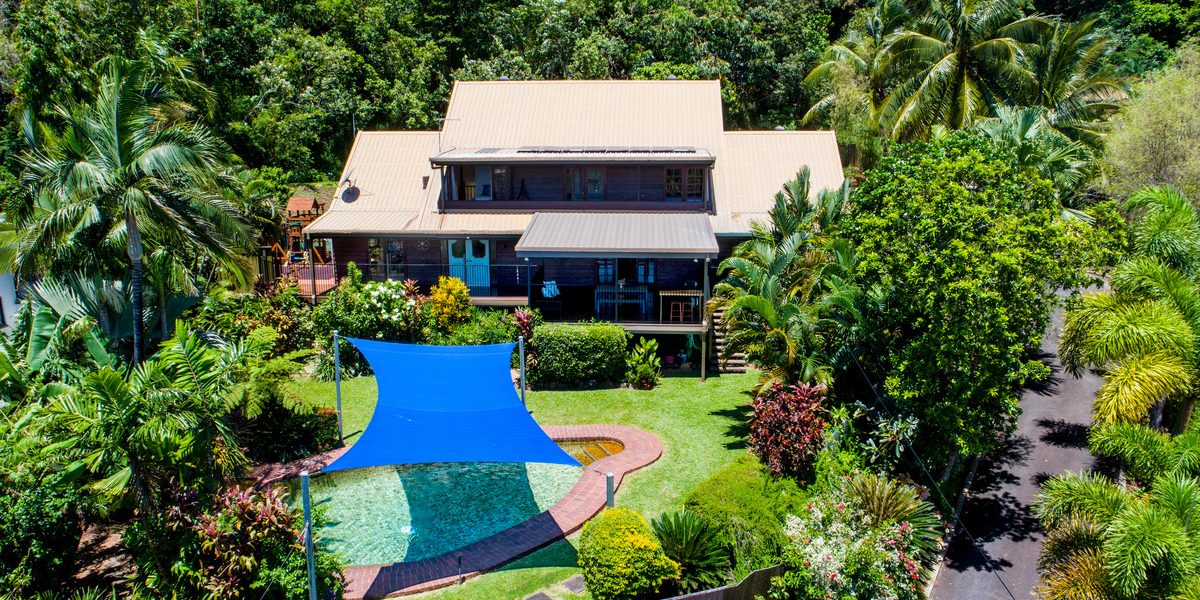 1 Kiriwina Close, Trinity Beach, QLD 4879 AUS