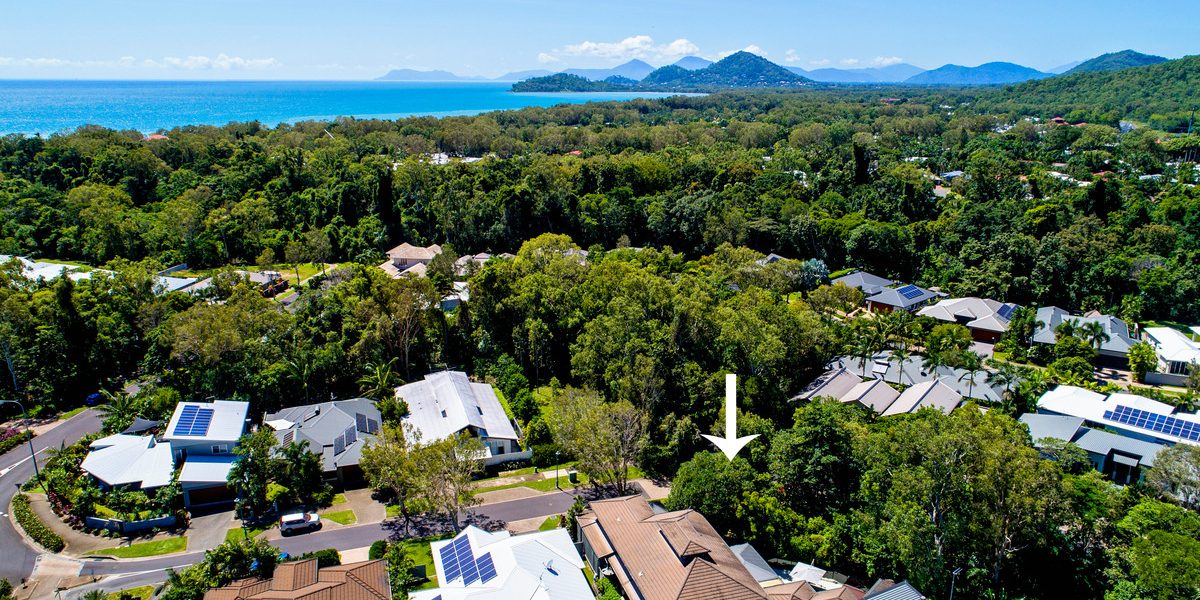 8 Lillian Road, Palm Cove, QLD 4879 AUS