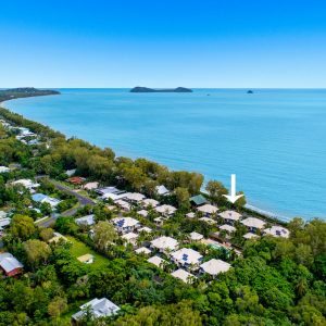 9/5-7 Arlington Esplanade, Clifton Beach, QLD 4879 AUS