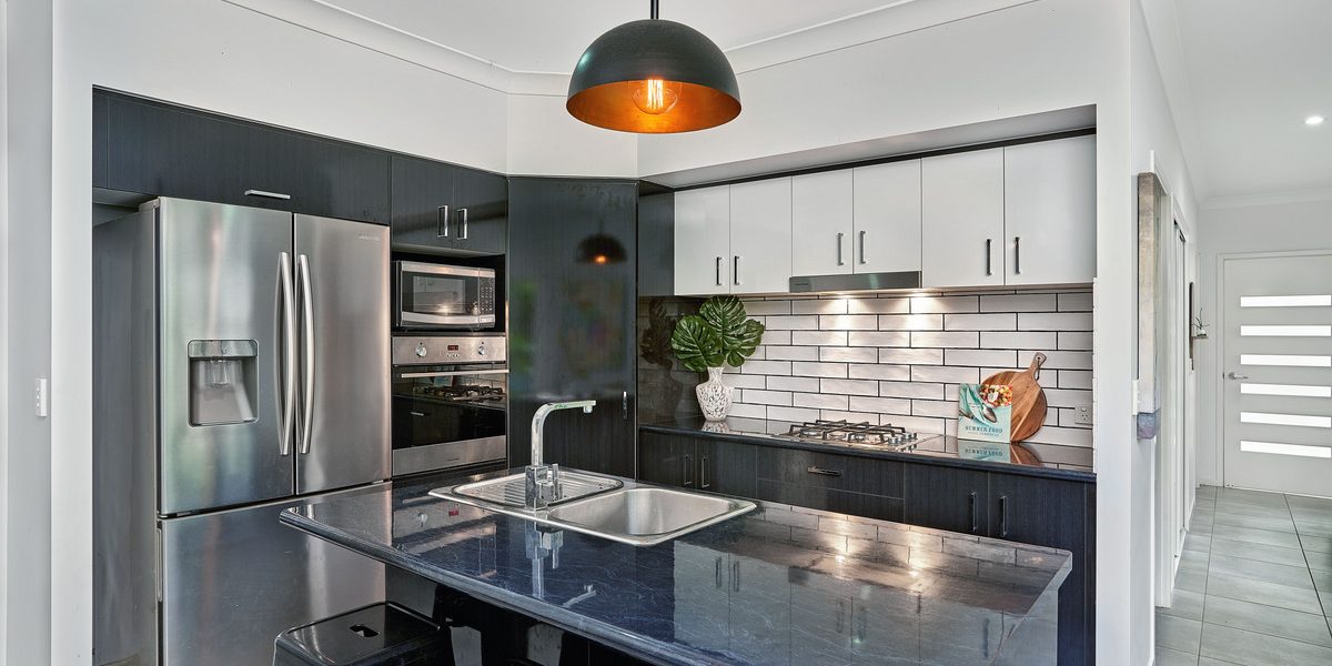 25 Starboard Street, Trinity Beach, QLD 4879 AUS