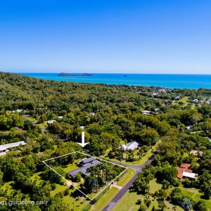 27 Nicholas Street, Clifton Beach, QLD 4879 AUS
