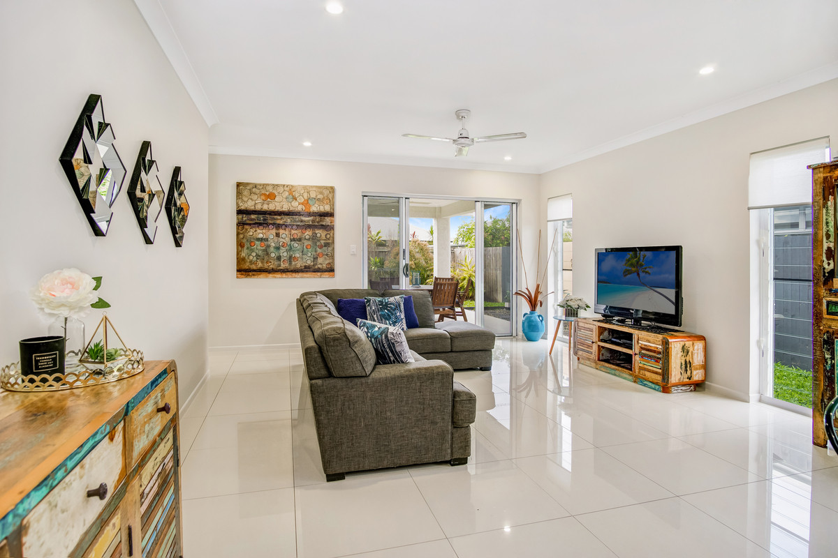 5 Castleton Entrance, Smithfield, QLD 4878 AUS