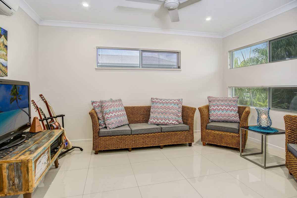 5 Castleton Entrance, Smithfield, QLD 4878 AUS