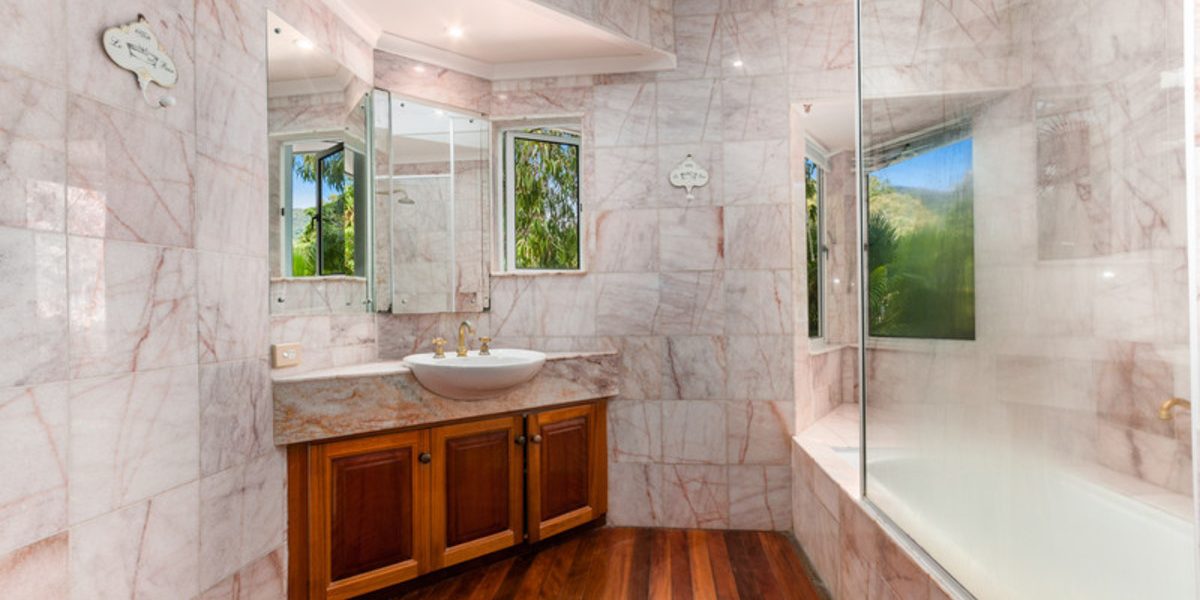 5-9 Gibson Close, Clifton Beach, QLD 4879 AUS