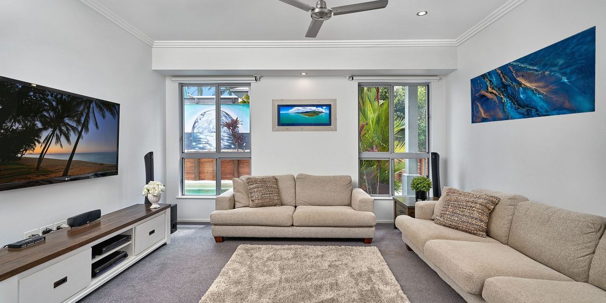 9 Catamaran Circuit, Trinity Beach, QLD 4879 AUS