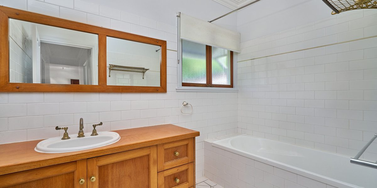 125-127 James Cook Drive, Kewarra Beach, QLD 4879 AUS