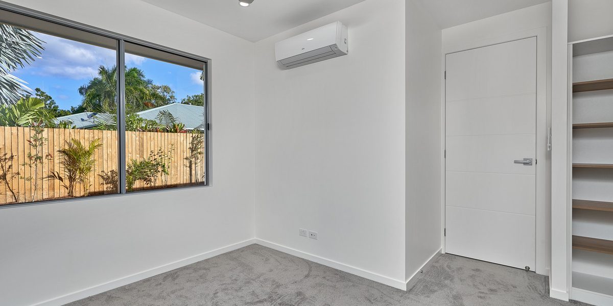 74 B Moore Road, Kewarra Beach, QLD 4879 AUS