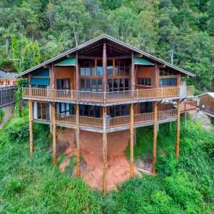10 Jarda Street, Smithfield, QLD 4878 AUS