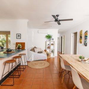 11 Coolangatta Close, Kewarra Beach, QLD 4879 AUS