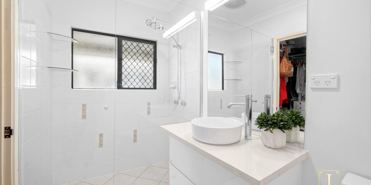 23 Narabeen Street, Kewarra Beach, QLD 4879 AUS