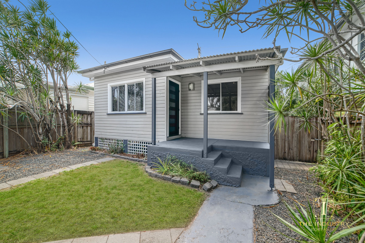 31 Nelson Street, Bungalow, QLD 4870 AUS