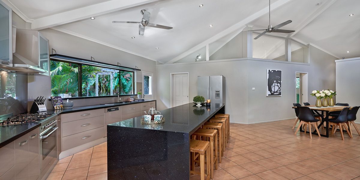 49 Latreille Terrace, Brinsmead, QLD 4870 AUS