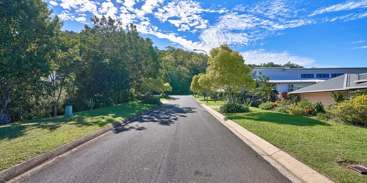 10 Barnacle Street, Trinity Beach, QLD 4879 AUS