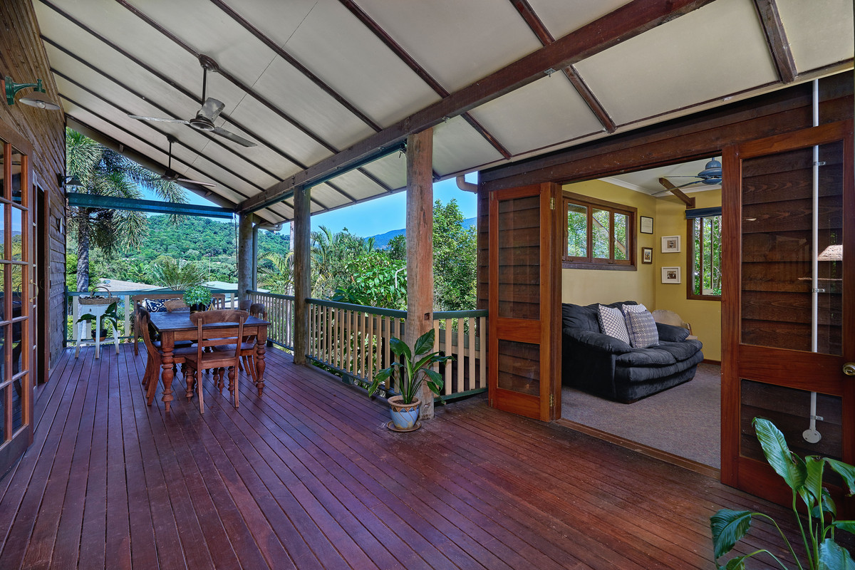 9 Lee Street, Freshwater, QLD 4870 AUS
