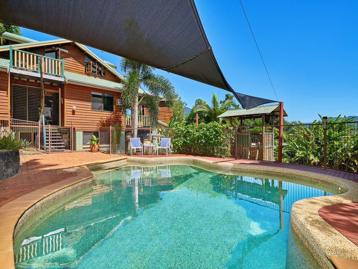 9 Lee Street, Freshwater, QLD 4870 AUS
