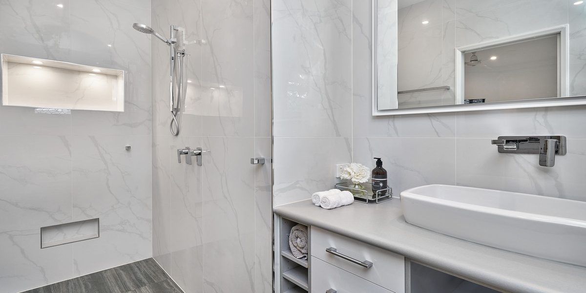 24 Moresby Street, Trinity Beach, QLD 4879 AUS