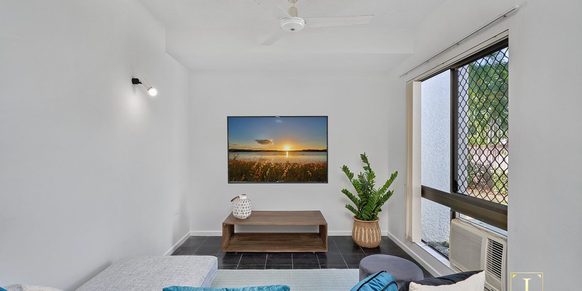 4 Lena Close, Clifton Beach, QLD 4879 AUS