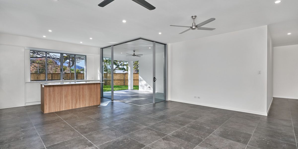 74 A Moore Road, Kewarra Beach, QLD 4879 AUS