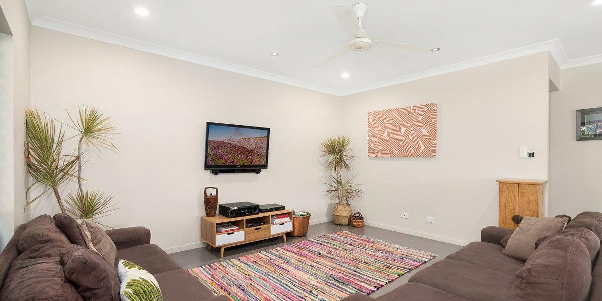 4 Petrie Close, Kewarra Beach, QLD 4879 AUS