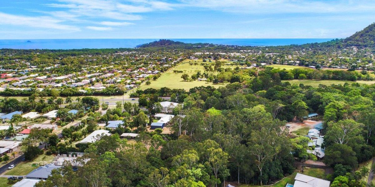 228-230 Panguna Street, TRINITY BEACH, QLD 4879 AUS