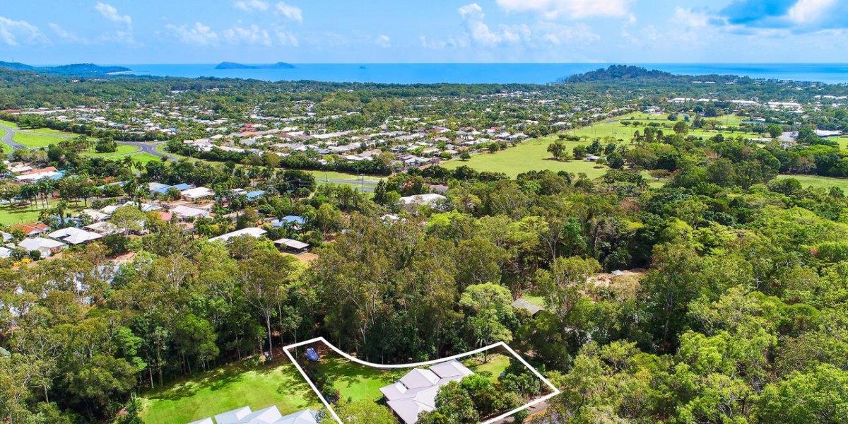 228-230 Panguna Street, TRINITY BEACH, QLD 4879 AUS