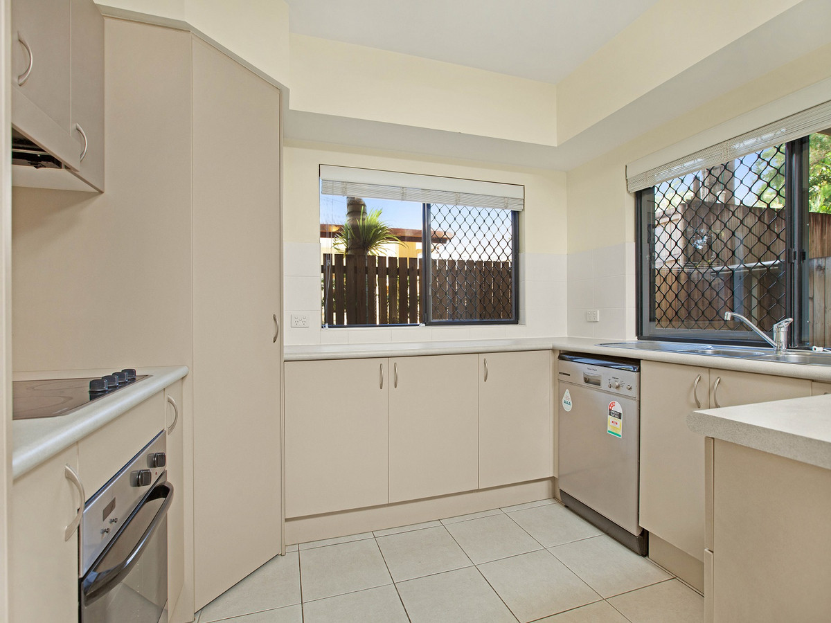 2/57 Madigans Drive, Mount Sheridan, QLD 4868 AUS