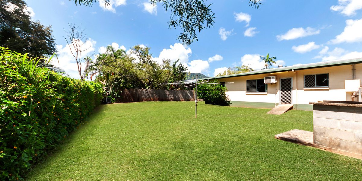 2/2 Pearl Close, Bayview Heights, QLD 4868 AUS