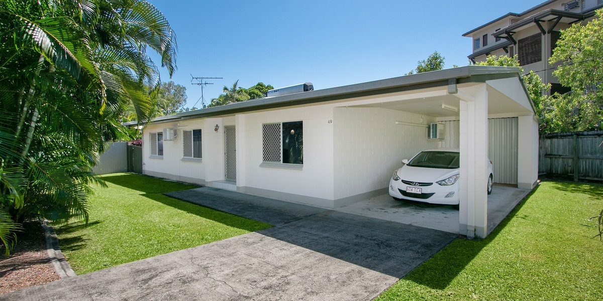 49-51 Clifton Road, Clifton Beach, QLD 4879 AUS