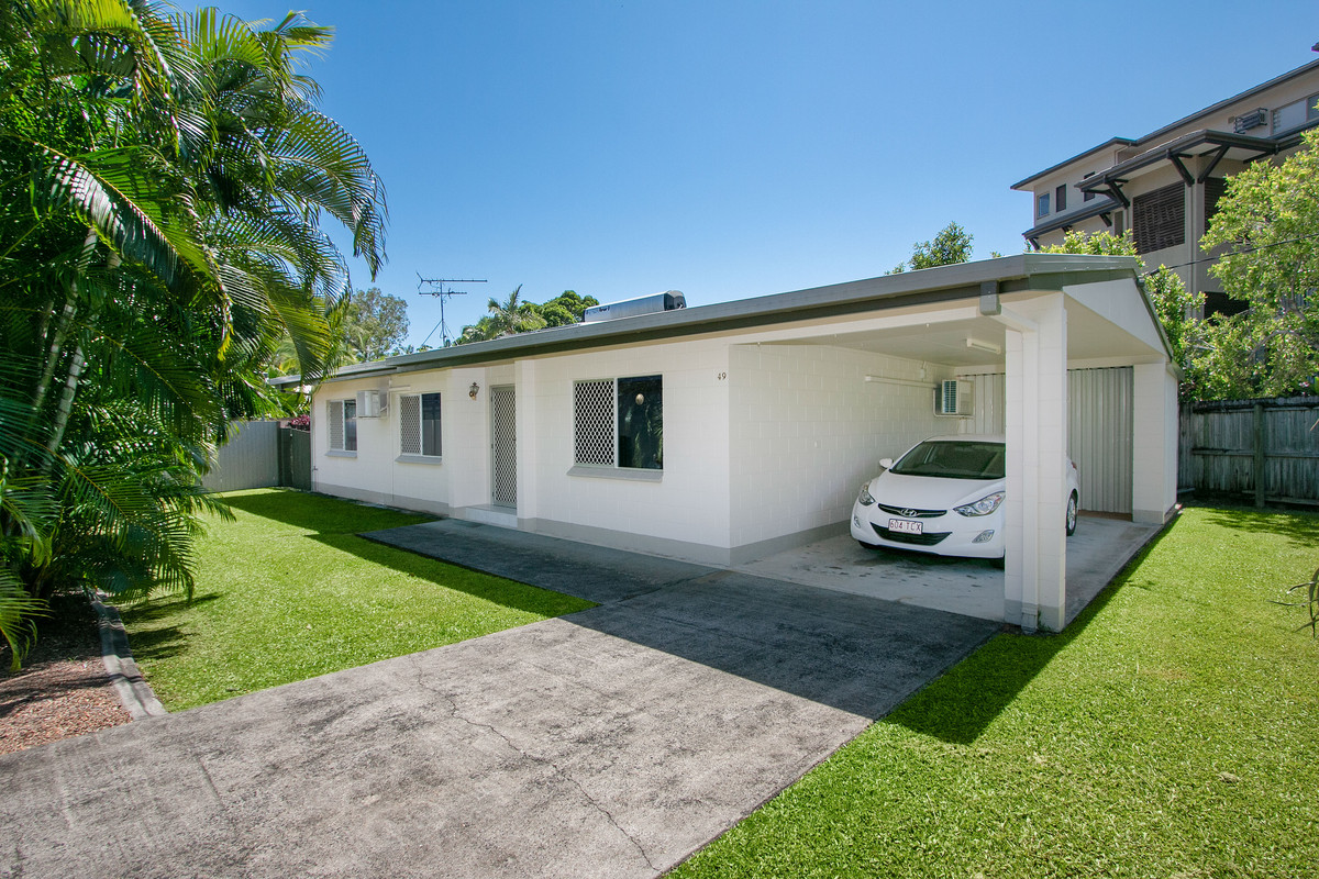 49-51 Clifton Road, Clifton Beach, QLD 4879 AUS