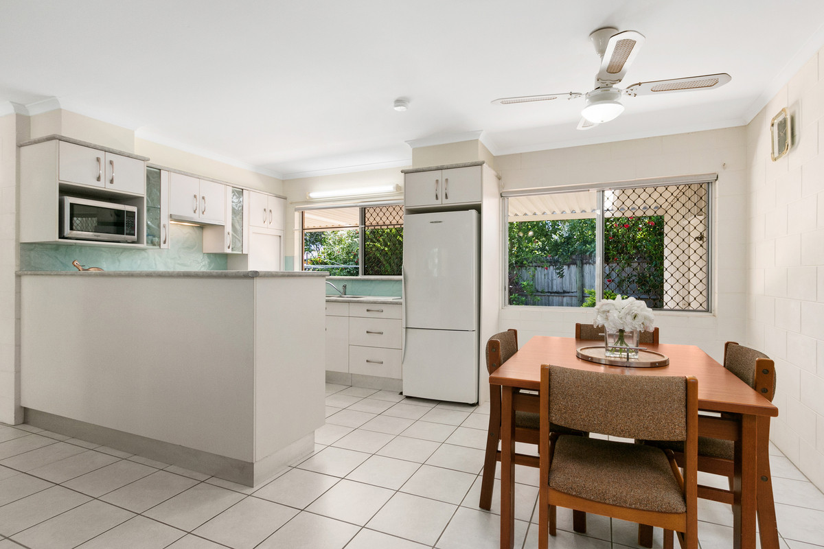 49-51 Clifton Road, Clifton Beach, QLD 4879 AUS