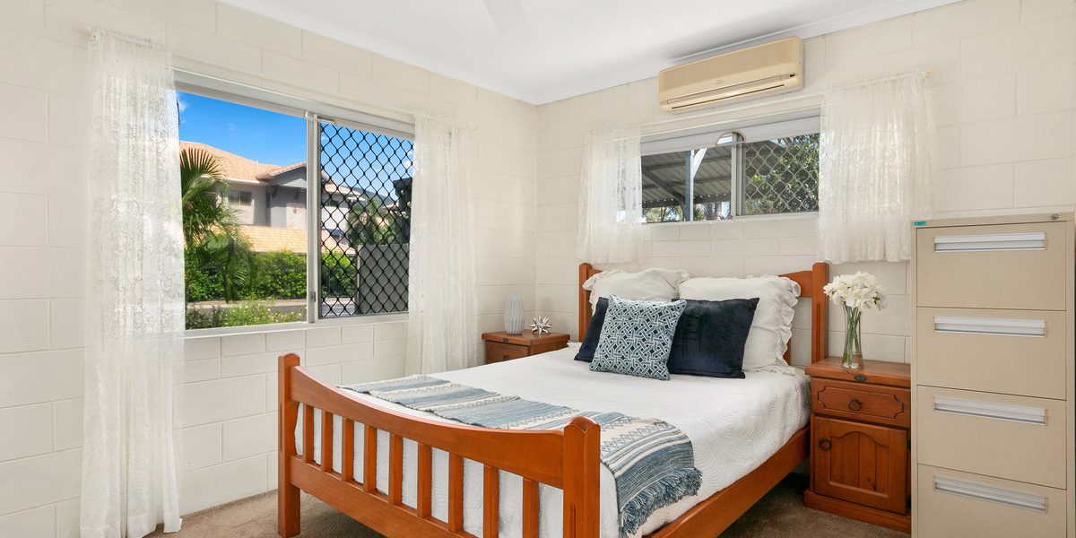 49-51 Clifton Road, Clifton Beach, QLD 4879 AUS