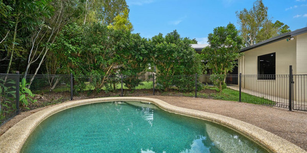 1 Noosa Close, KEWARRA BEACH, QLD 4879 AUS