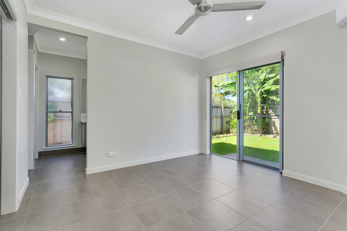 2/14 Scarborough Close, Kewarra Beach, QLD 4879 AUS