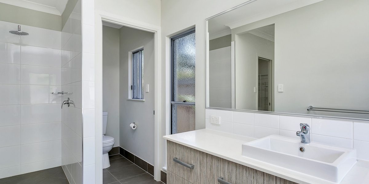 2/14 Scarborough Close, Kewarra Beach, QLD 4879 AUS