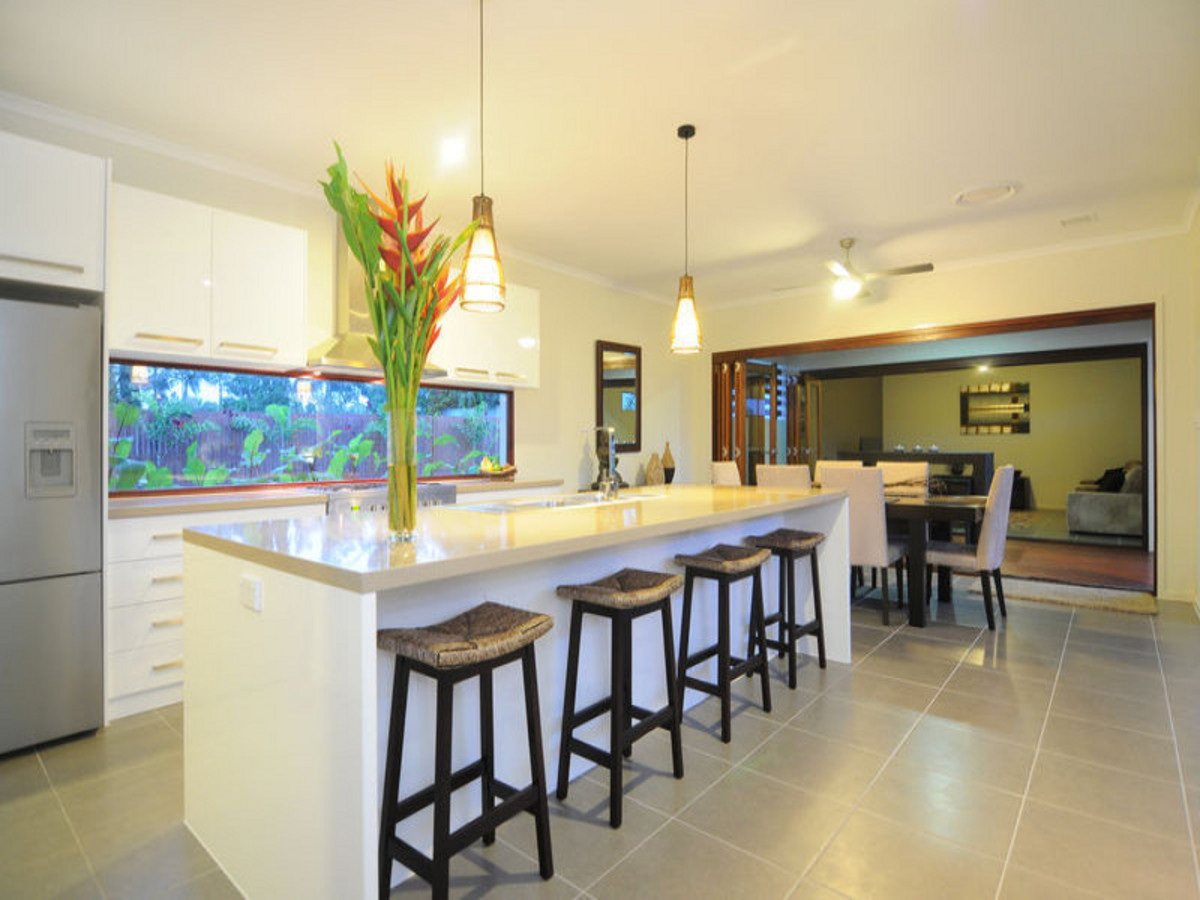 33 Iridescent Drive, Trinity Park, QLD 4879 AUS