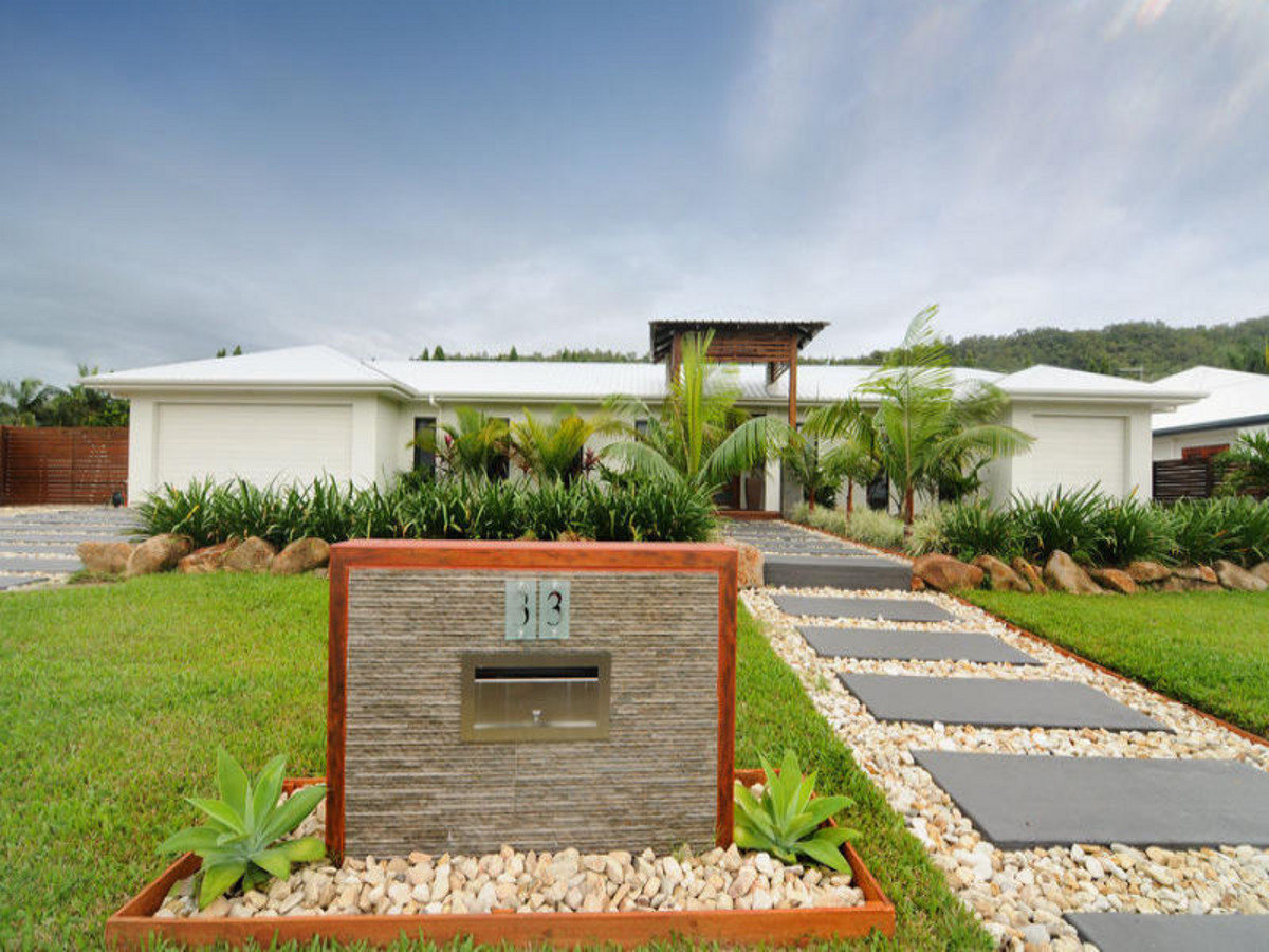 33 Iridescent Drive, Trinity Park, QLD 4879 AUS