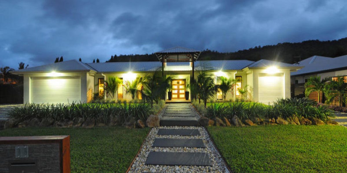 33 Iridescent Drive, Trinity Park, QLD 4879 AUS