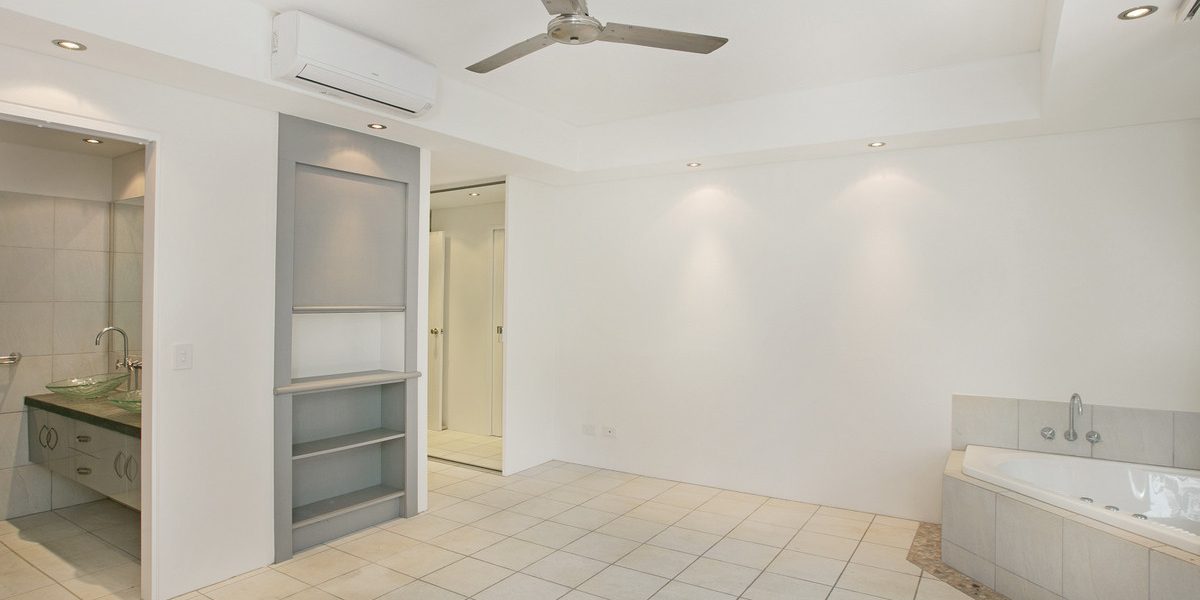 8/22 Oyster Court, Trinity Beach, QLD 4879 AUS