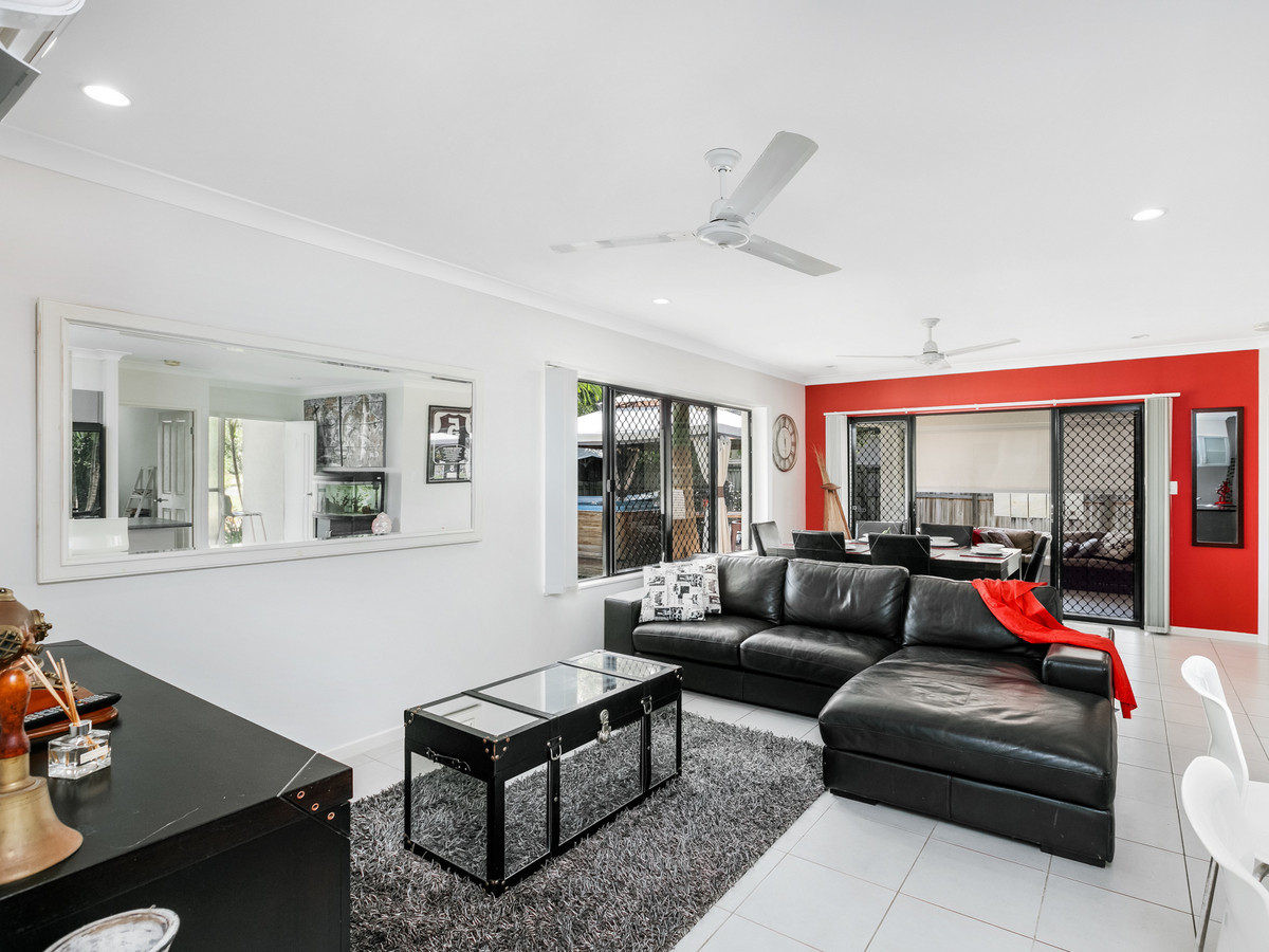 6 Torbay Street, Kewarra Beach, QLD 4879 AUS