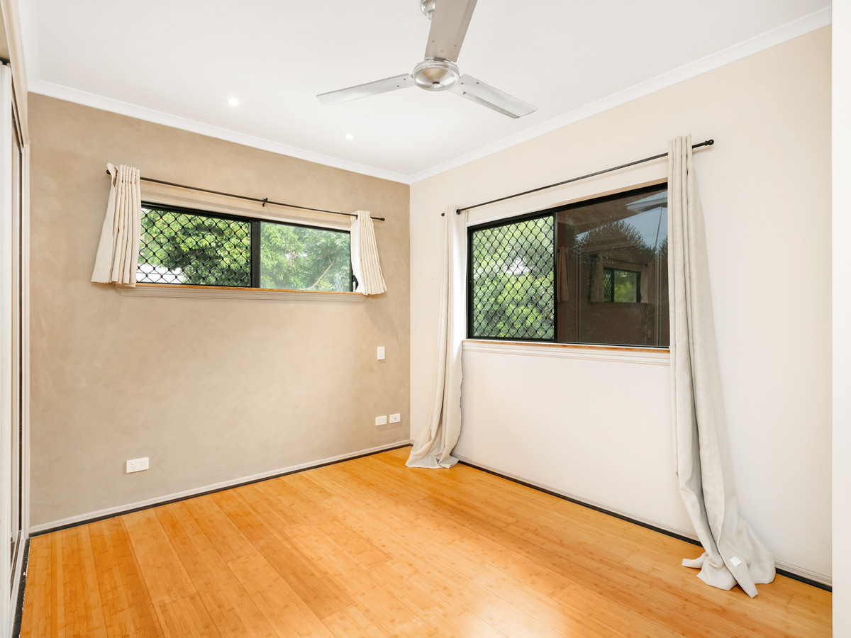 5/5-7 Le Grande Street, Freshwater, QLD 4870 AUS