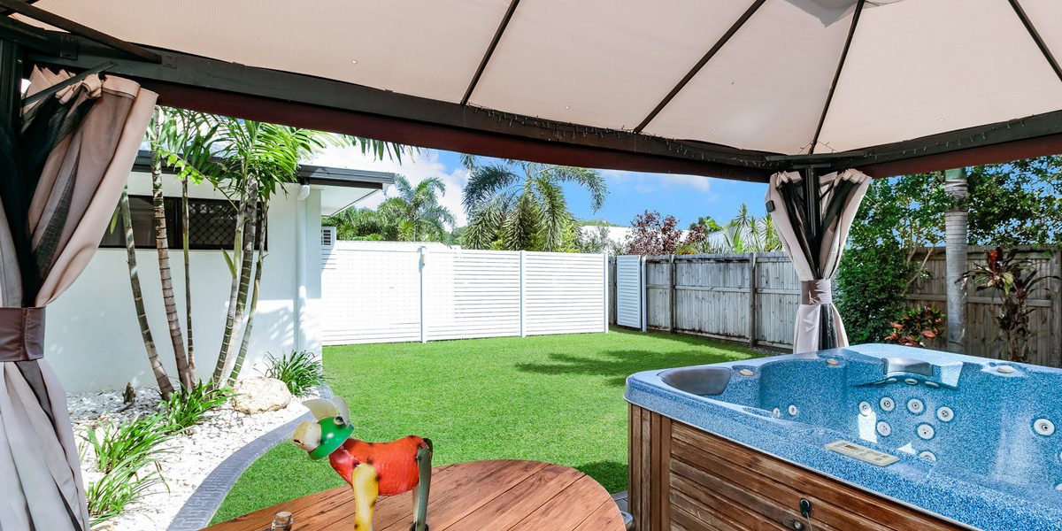 6 Torbay Street, Kewarra Beach, QLD 4879 AUS