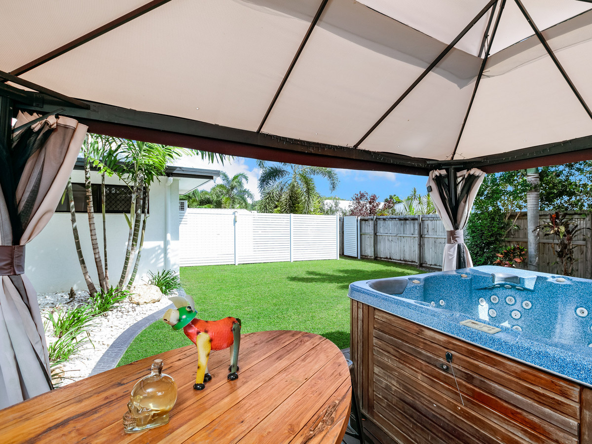 6 Torbay Street, Kewarra Beach, QLD 4879 AUS