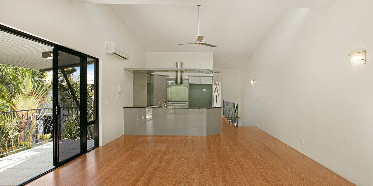 8/22 Oyster Court, Trinity Beach, QLD 4879 AUS