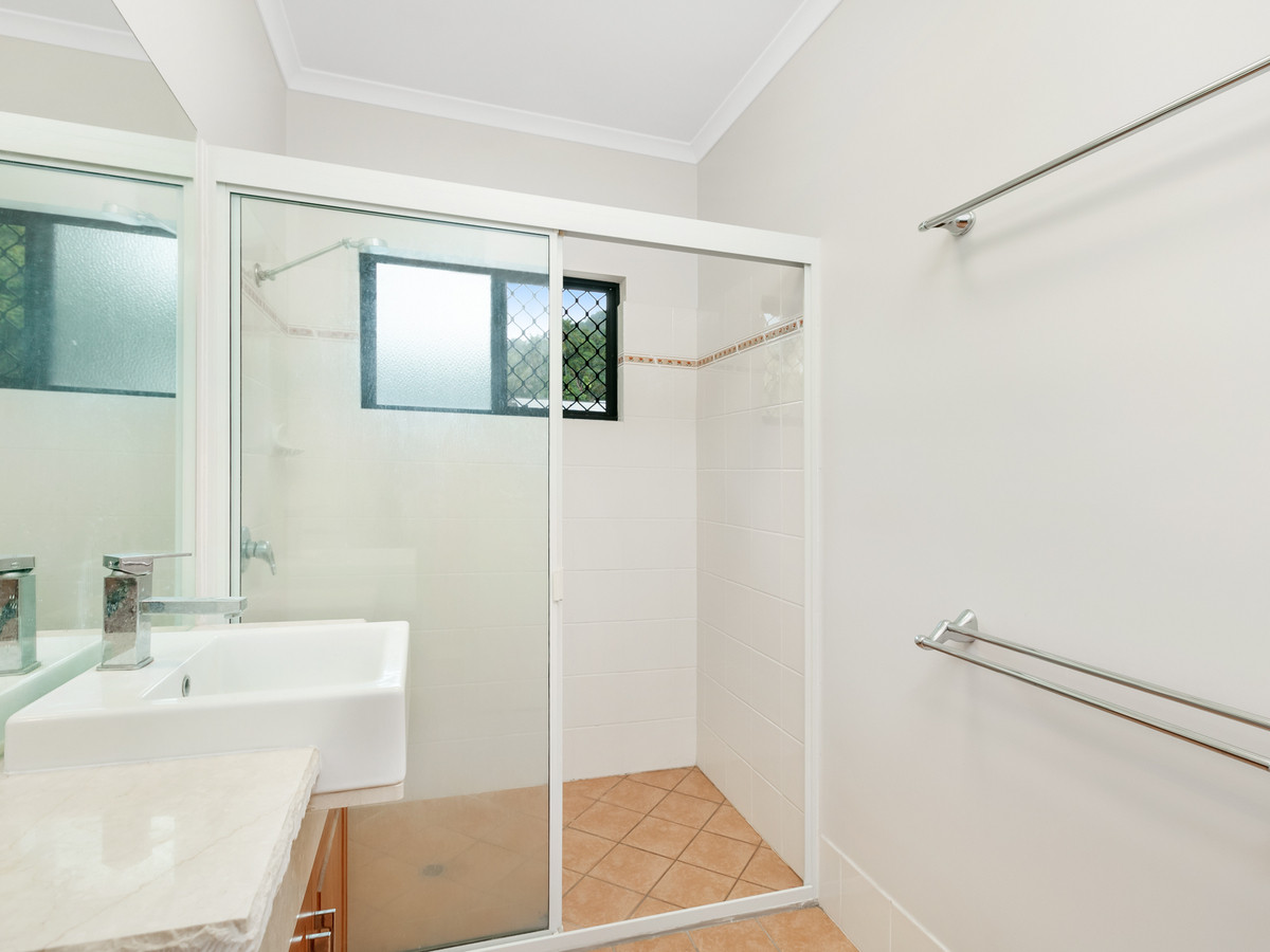 5/5-7 Le Grande Street, Freshwater, QLD 4870 AUS